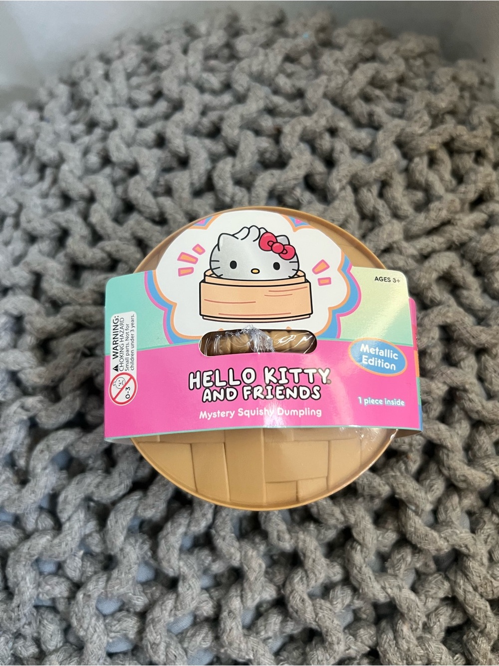 Sanrio Hello Kitty and Friends Metallic Edition Mystery Squishy Dumpling